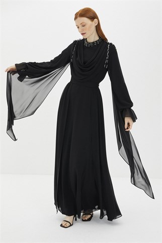 ZÜHRE Yaka İşleme Detaylı Uzun Siyah Elbise E-0289 