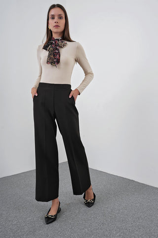 Zühre Bel Lastik Detaylı Bol Paça Kumaş Siyah Pantolon P-0102