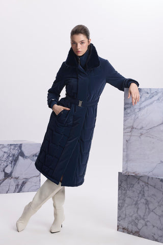 Yakası Siyah Kürk Ve Kemer Detaylı Siyah Şişme Lacivert Mont 12764