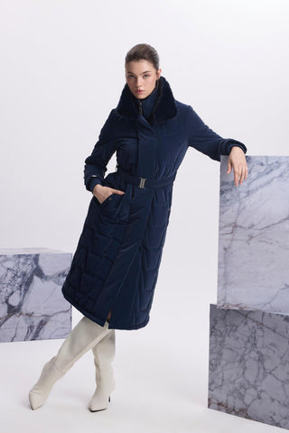 Yakası Kürk Ve Kemer Detaylı Şişme