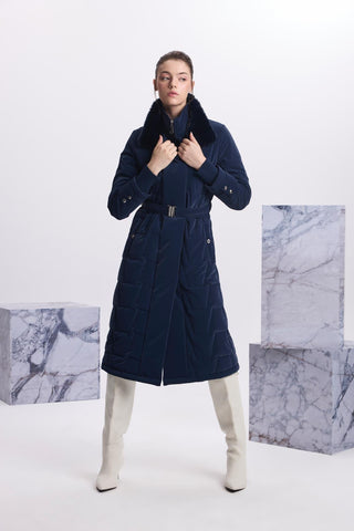 Yakası Siyah Kürk Ve Kemer Detaylı Siyah Şişme Lacivert Mont 12764