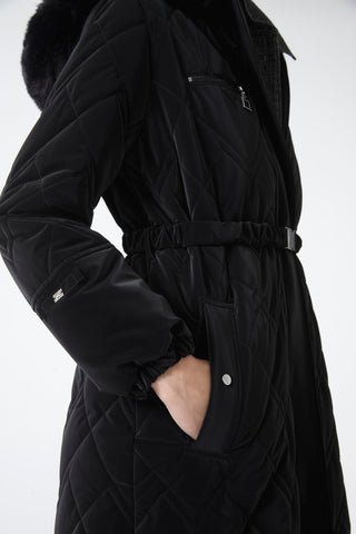 Kürk Detaylı Kapüşonlu Uzun Şişme Siyah Mont 12765