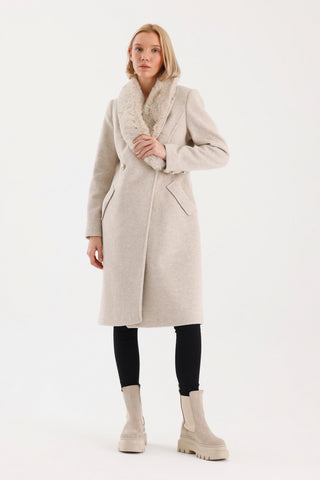 Kürk Yaka Cep Detaylı Kaşe Kaban Bej Kaban 13092