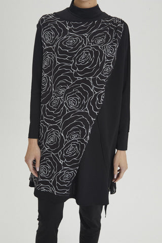 Floral Pattern Full Coverage Swimsuit Black Zuhre 0018