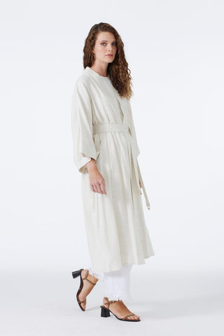 Loose-fitting, ready-to-wear beige dress with pockets and belt detail, 0199