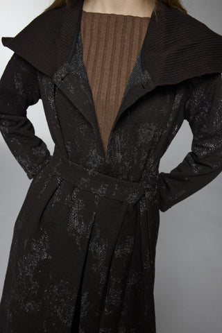 Yaka Detaylı Kuşaklı