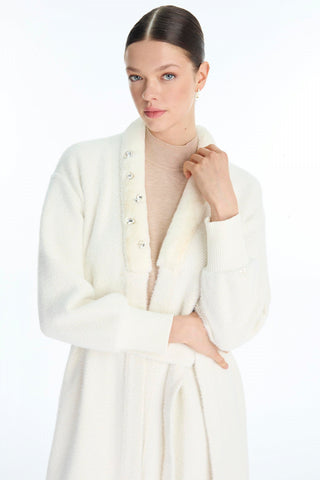 Şal Yaka Taş Detaylı