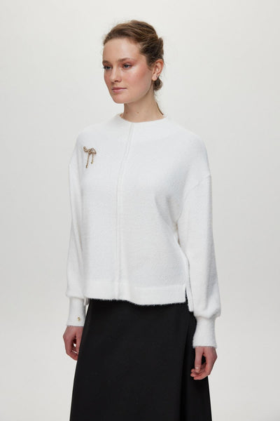Fiyonk Broş Detaylı Triko Bluz Ekru Bluz 0138
