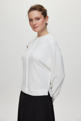 Fiyonk Broş Detaylı Triko Bluz Ekru Bluz 0138