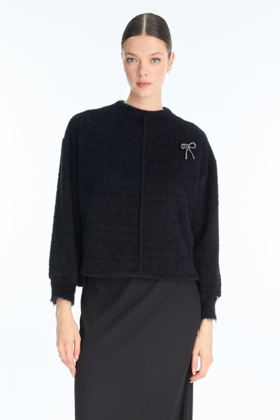 Fiyonk Broş Detaylı Triko Bluz Siyah Bluz 0138