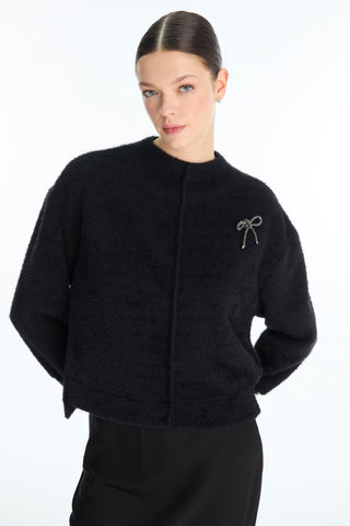 Fiyonk Broş Detaylı Triko Bluz Siyah Bluz 0138