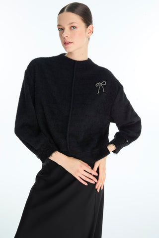 Fiyonk Broş Detaylı Triko Bluz Siyah Bluz 0138