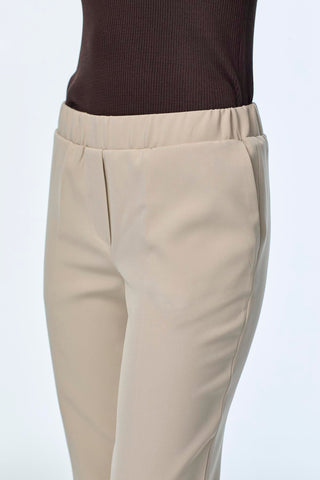 Slim-fit, elasticated waist, fabric, mink-colored trousers 0148