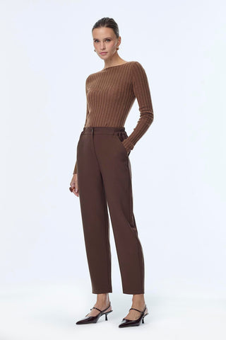 Coffee-colored trousers with elastic waistband 0259