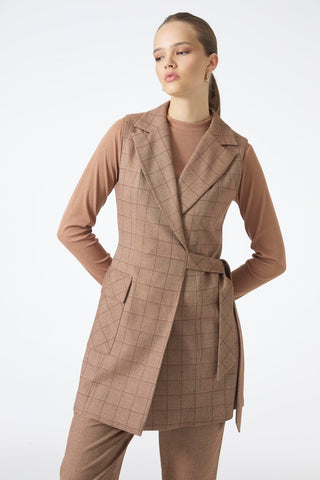 Plaid Patterned Three-Piece Set in Tan 1050