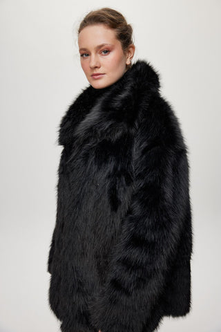 Kısa Kürk Siyah Kaban 13828