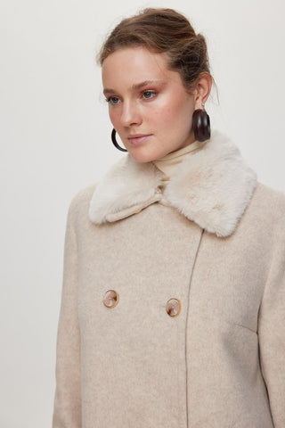 Kürk Yaka Detaylı Cepli Kaşe Bej Kaban 13853