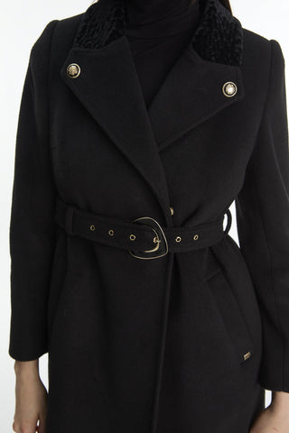 Yaka Detaylı Kemerli Manto