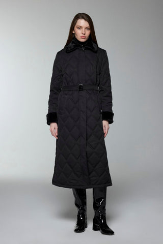 Peluş Yaka Ve Kol Detaylı Kapitone Mont