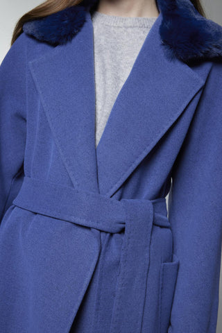 Kürk Yaka Detaylı Kuşaklı