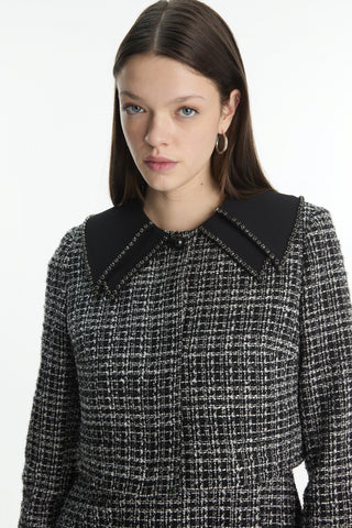 Yaka Detaylı Ceket Elbiseli