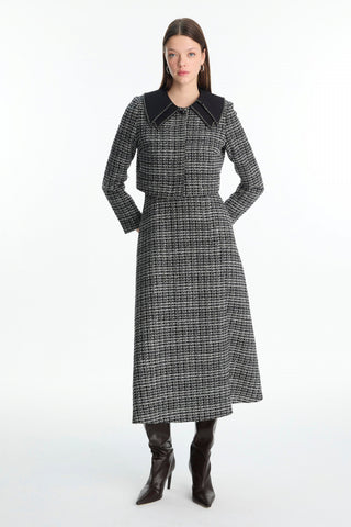 Yaka Detaylı Ceket Elbiseli