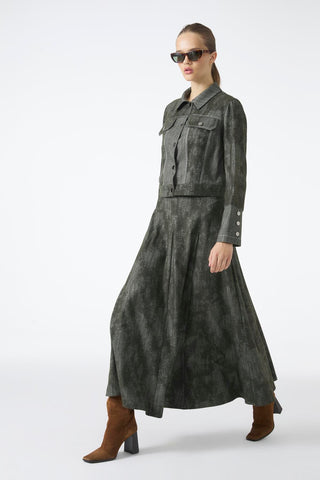 Two-Piece Set in Khaki: Shirt Collar, Button-Down Jacket and Skirt (1705)