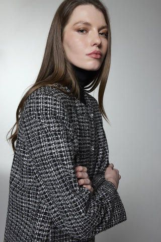 Yuvarlak Yaka Düğme Detaylı Ikili