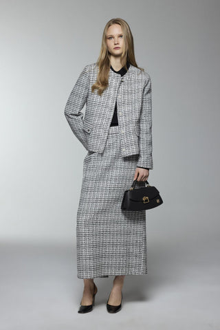 Yuvarlak Yaka Düğme Detaylı Ikili