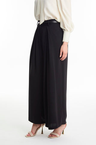 Wide-leg Black Trousers with Belt Detail 0222