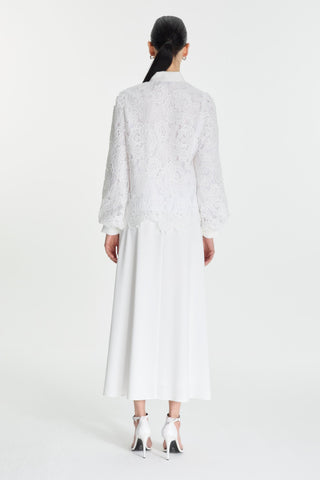 Two-Piece Ecru Set with Bow Detail and Lace Trim 1452