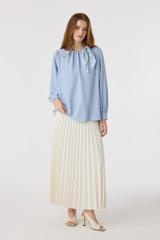 Puantiye Fularlı Pilise Detaylı Mavi Bluz 0142