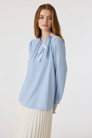 Puantiye Fularlı Pilise Detaylı Mavi Bluz 0142