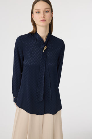 Dokulu Fular Detaylı Zarif Lacivert Gömlek 0143