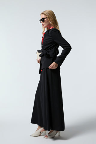 Kruvaze Yaka Kuşaklı Nakışlı Siyah Takım 1538