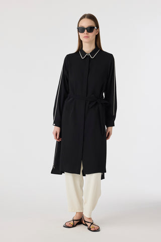 Biyeli Yaka Kuşaklı Akışkan Form Siyah Tunik 1646