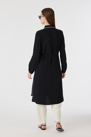 Biyeli Yaka Kuşaklı Akışkan Form Siyah Tunik 1646