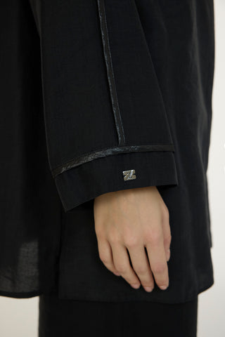 Yakalı Metalik Detaylı Akışkan Siyah Takım 1814