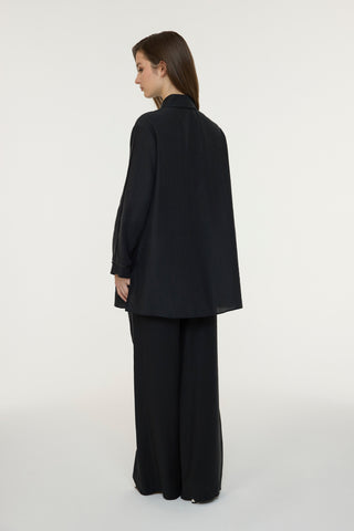 Yakalı Metalik Detaylı Akışkan Siyah Takım 1814