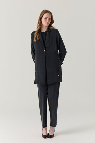 Kruvaze Yaka Akışkan Dokulu Minimal